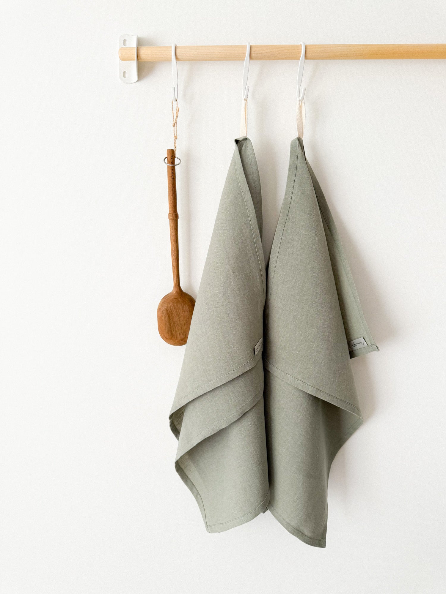 Geschirrtuch aus Leinen – Salbeigrün