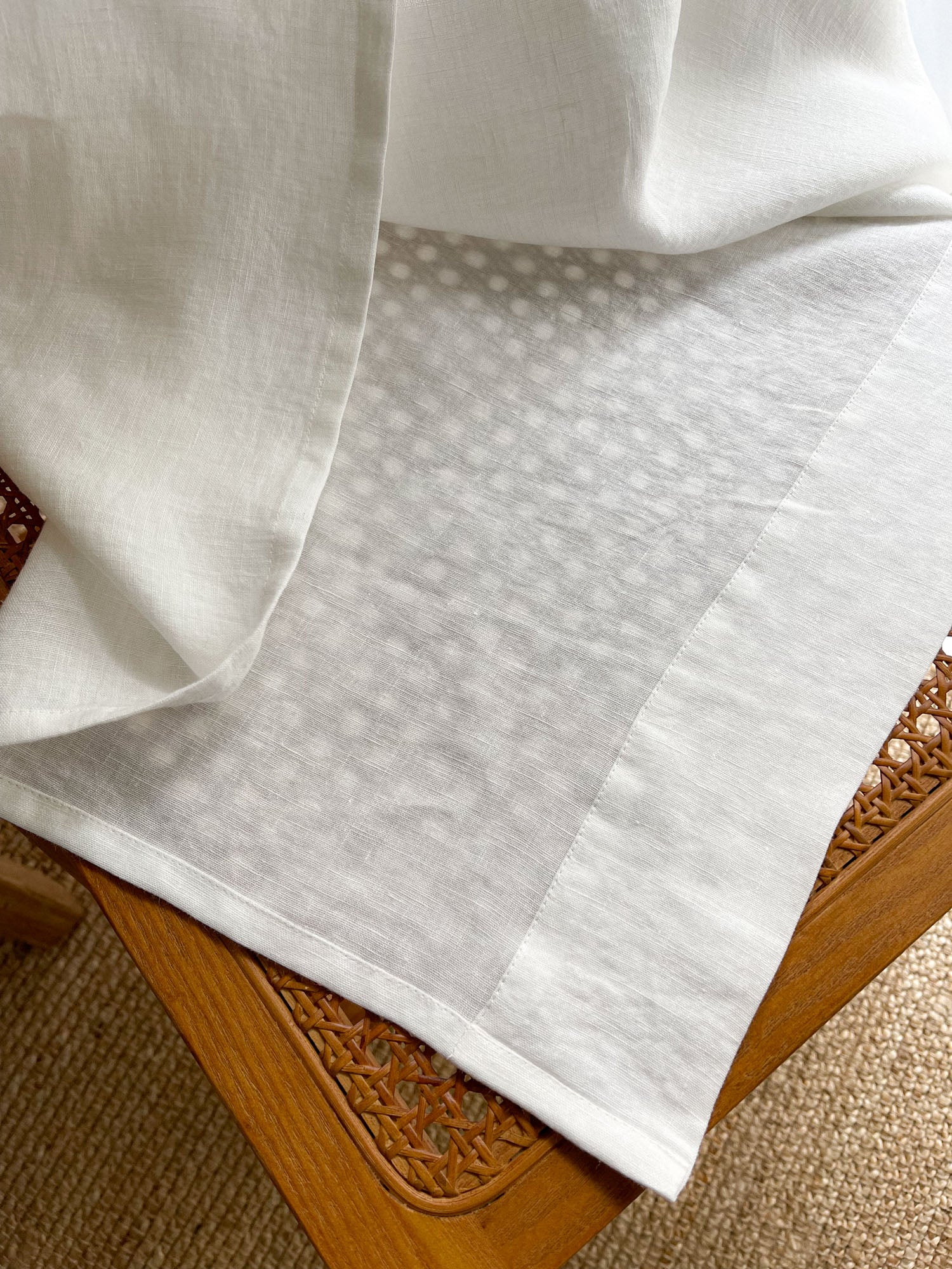 Mittelschwere Leinen-Vorhänge – Gebrochen Weiss (2er-Set)