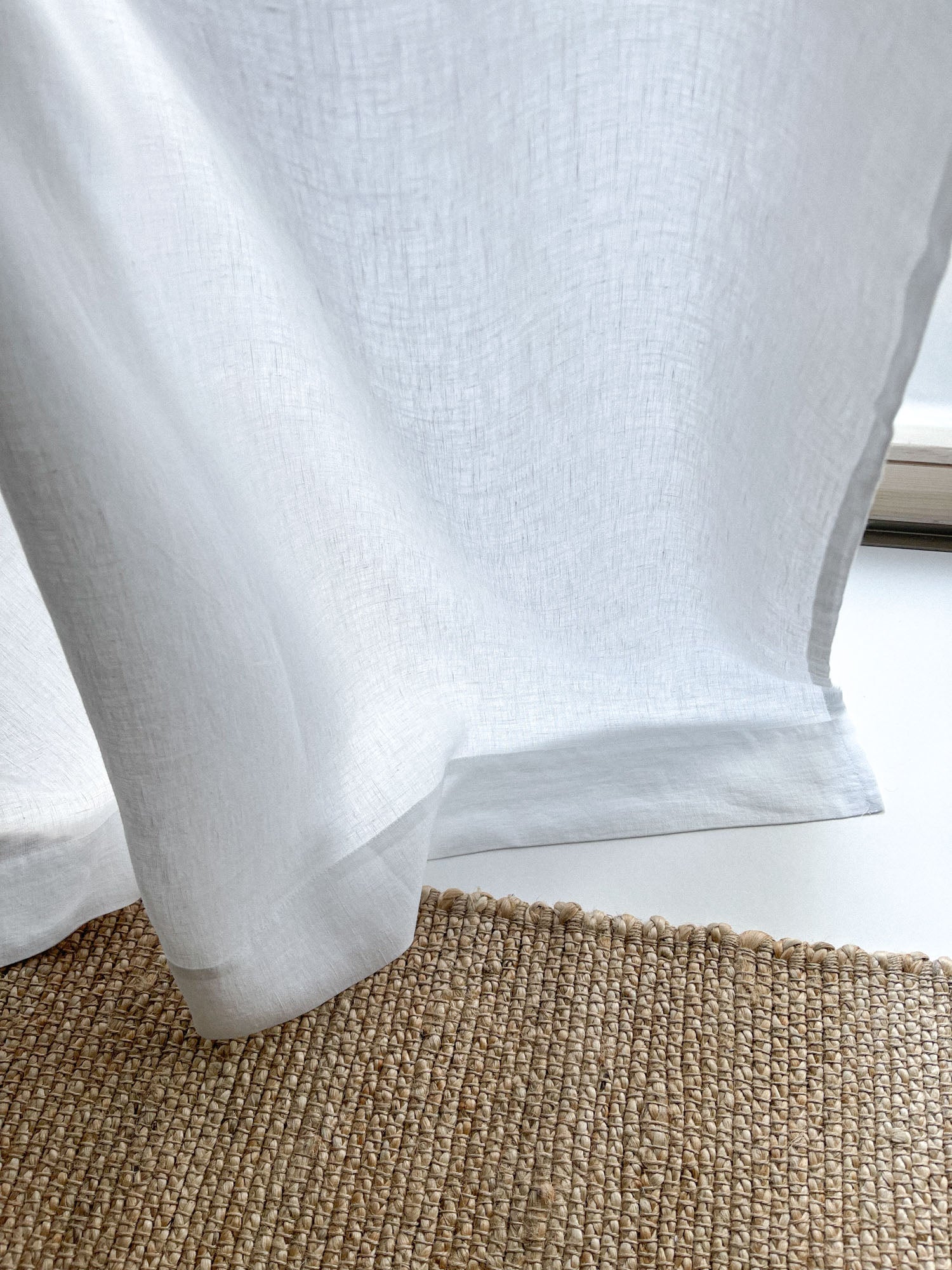 Mittelschwere Leinenvorhänge – Weiß (2er-Set)