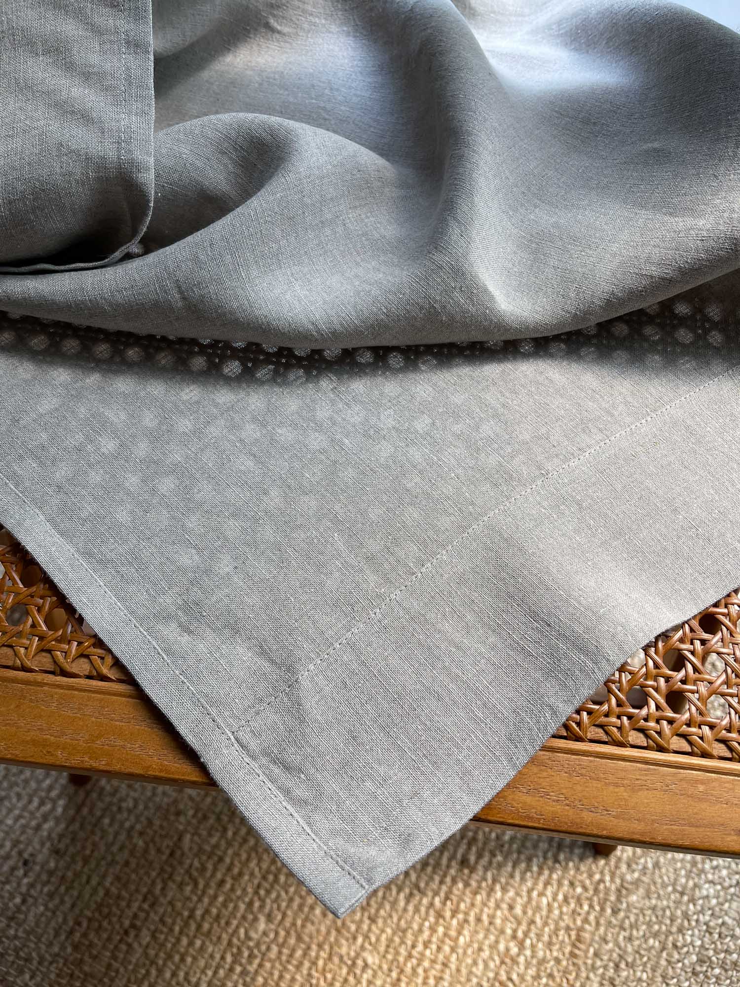 Mittelschwere Leinenvorhänge – Beige (2er-Set)