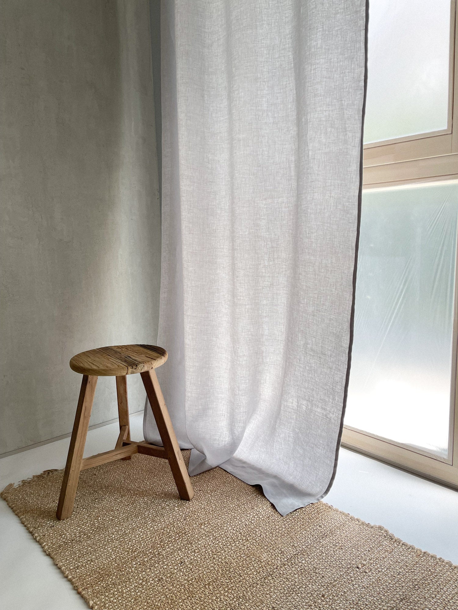 Mittelschwere Leinenvorhänge – Hellgrau (2er-Set)