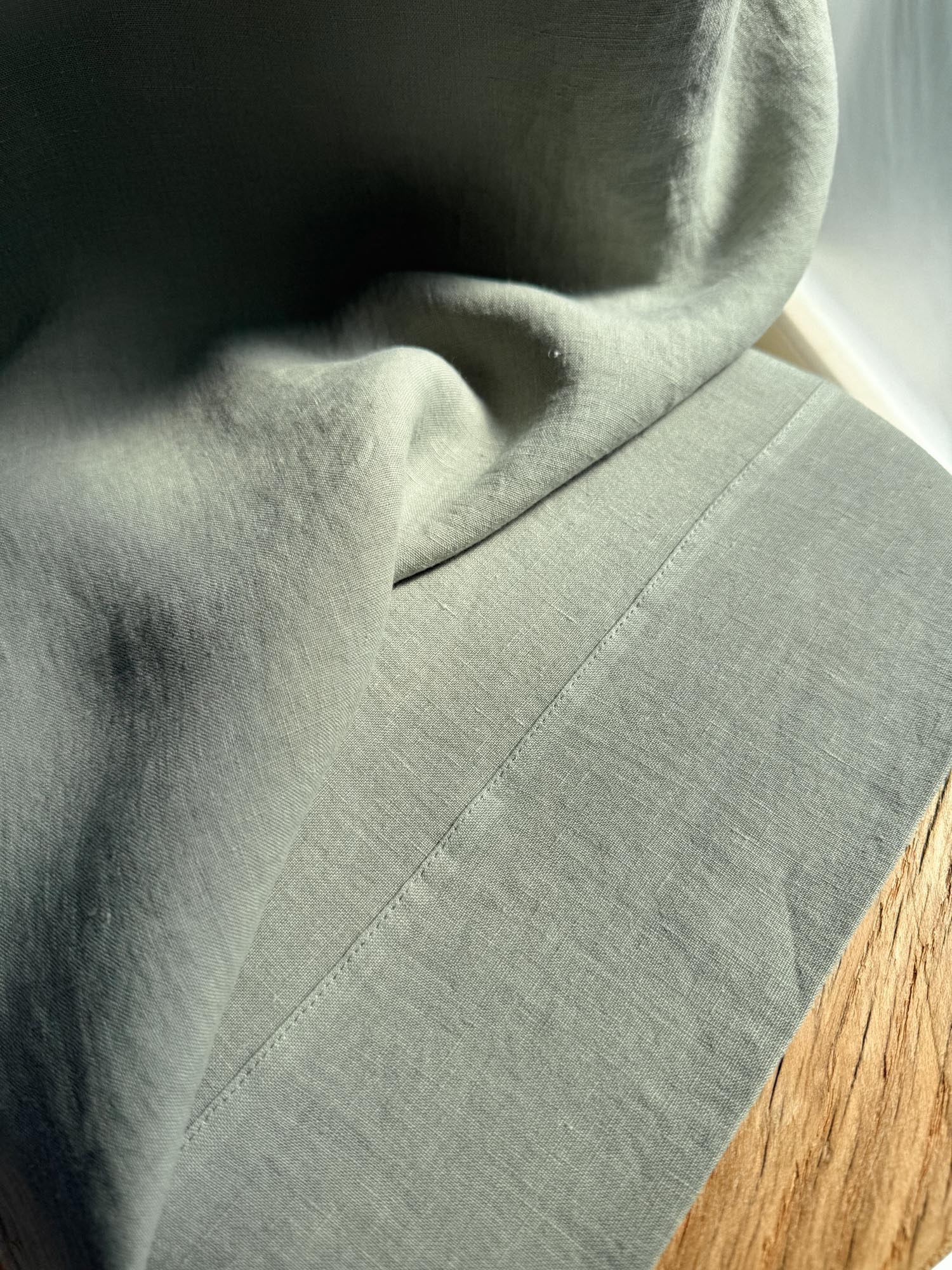 Mittelschwere Leinen-Vorhänge – Salbeigrün (2er-Set)