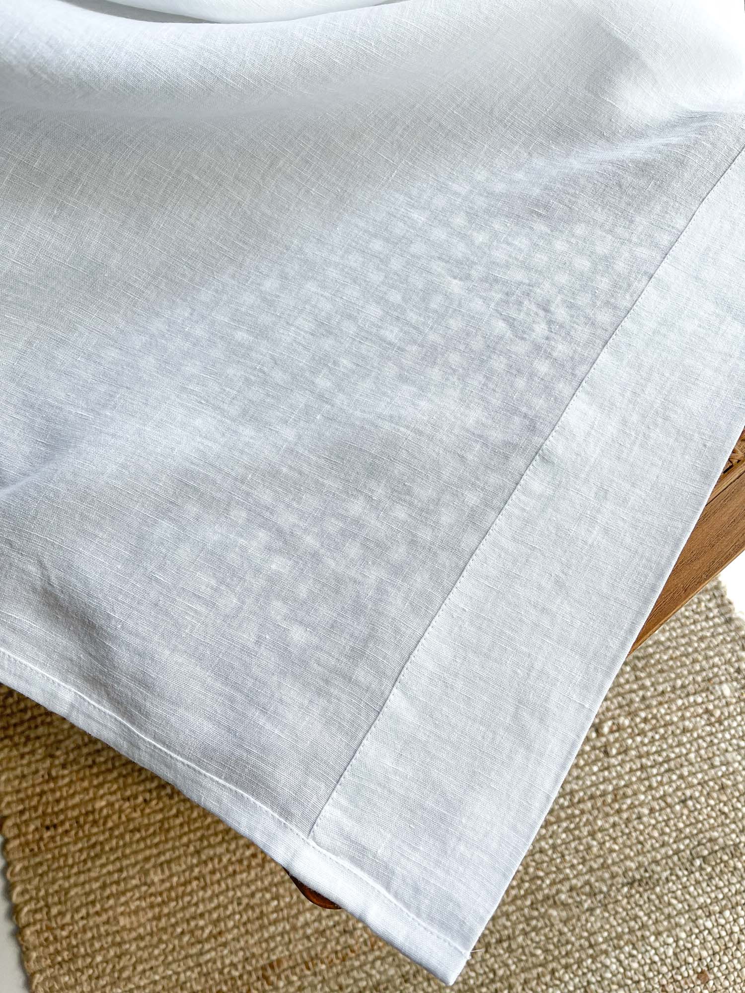 Mittelschwere Leinenvorhänge – Weiß (2er-Set)